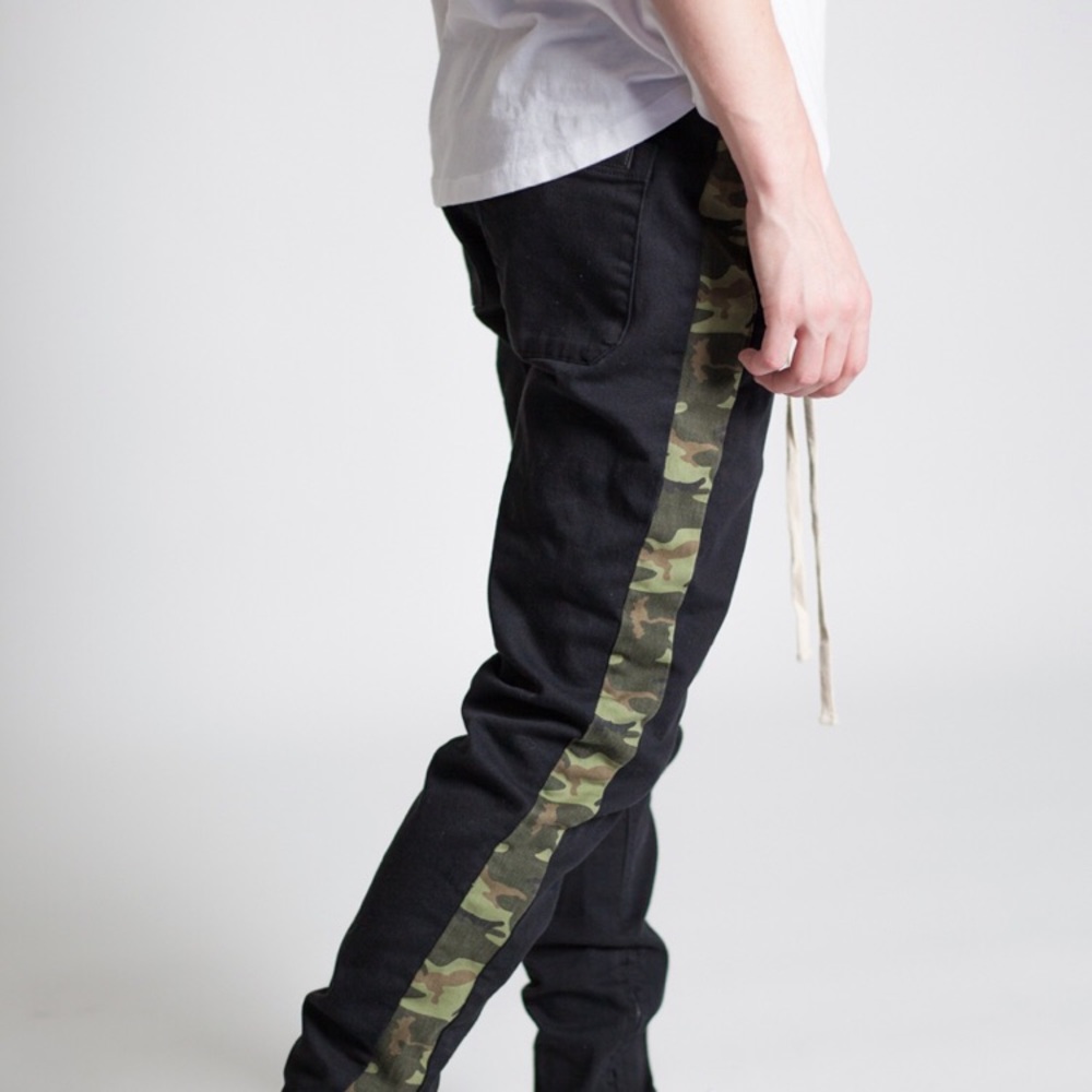 Ankle zip Camo skinny pants with stretch - Picture 2 of 3